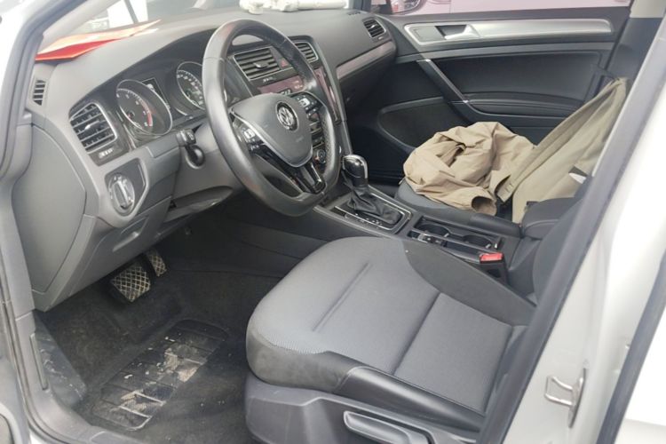 Used Volkswagen Golf 2020 280TSI DSG Comfort Version Left Front Seat