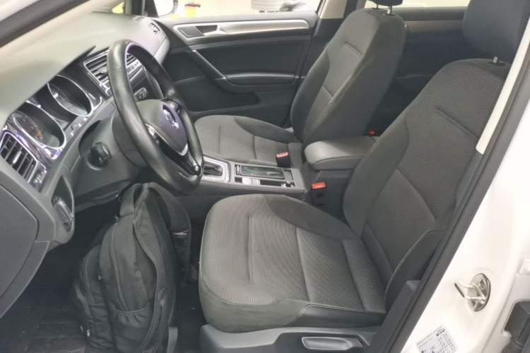 Used Volkswagen Golf 2020 280TSI DSG Comfort Version Left Front Seat