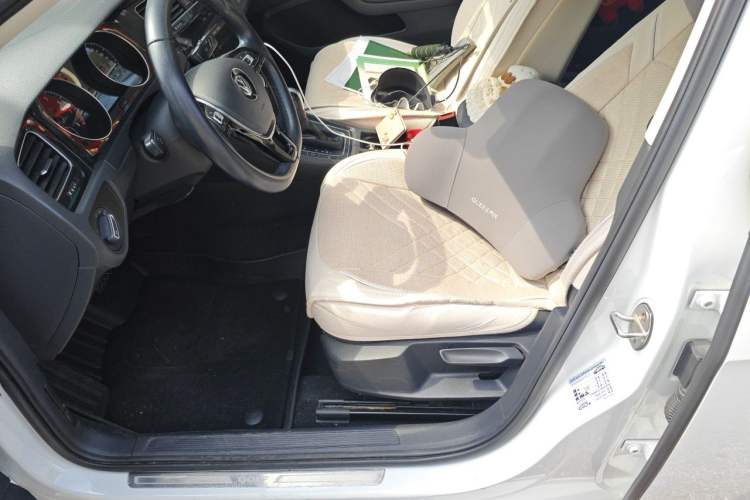 Used Volkswagen Golf 2020 Zhiai Edition 280TSI DSG Comfort Model Left Front Seat