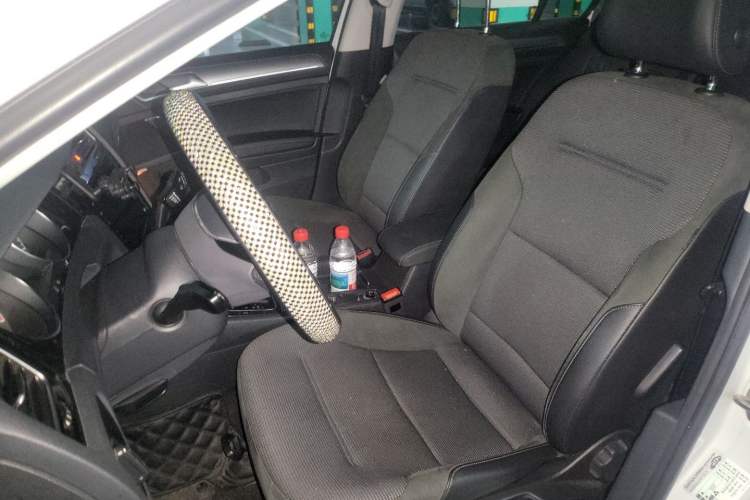 Used Volkswagen Golf 2020 280TSI DSG Comfort Version Left Front Seat