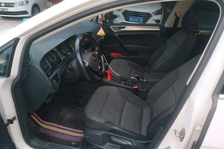 Used Volkswagen Golf 2020 Zhiai Edition 280TSI DSG Comfort Model Left Front Seat