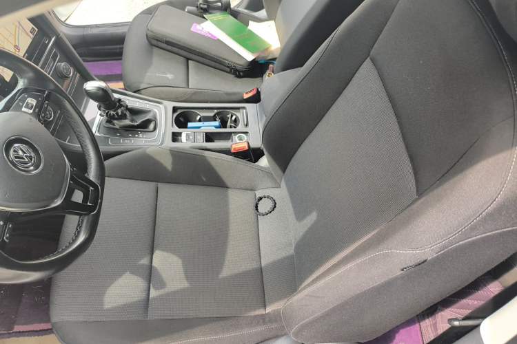 Used Volkswagen Golf 2020 200TSI DSG Comfortable and Ambitious Edition Left Front Seat