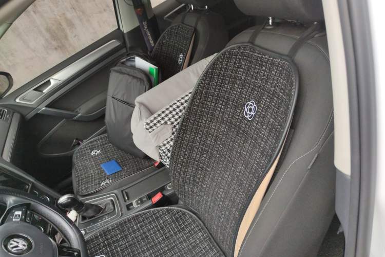 Used Volkswagen Golf 2020 Zhiai Edition 200TSI DSG Comfort Model Left Front Seat