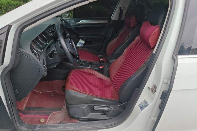 Used Volkswagen Golf 2020 Zhiai Edition 280TSI DSG Comfort Model Left Front Seat