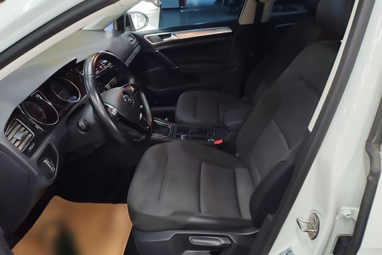 Used Volkswagen Golf 2020 Zhiai Edition 280TSI DSG Comfort Model Left Front Seat
