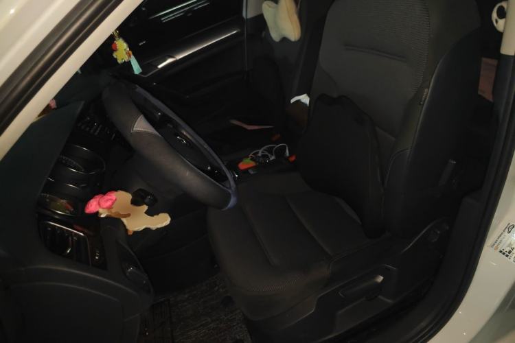 Used Volkswagen Golf 2020 Zhiai Edition 280TSI DSG Comfort Model Left Front Seat