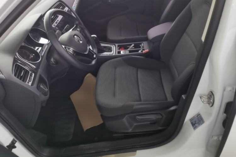 Used Volkswagen Golf 2020 Zhiai Edition 280TSI DSG Comfort Model Left Front Seat