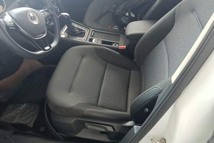 Used Volkswagen Golf 2020 Zhiai Edition 280TSI DSG Comfort Model Left Front Seat