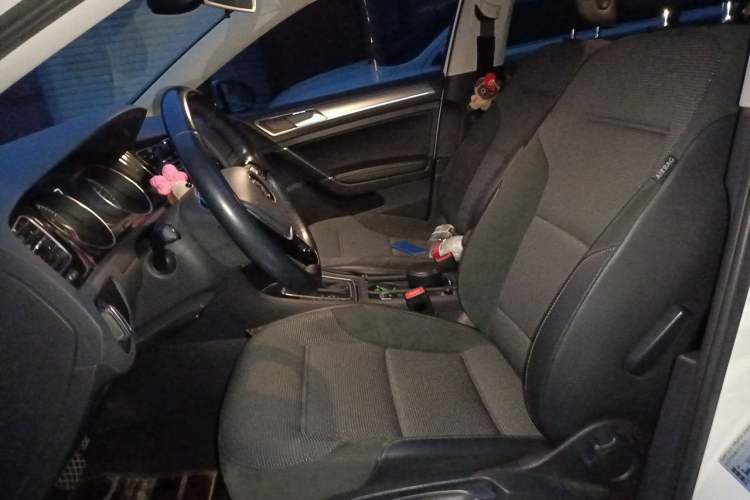 Used Volkswagen Golf 2020 280TSI DSG Comfort Version Left Front Seat
