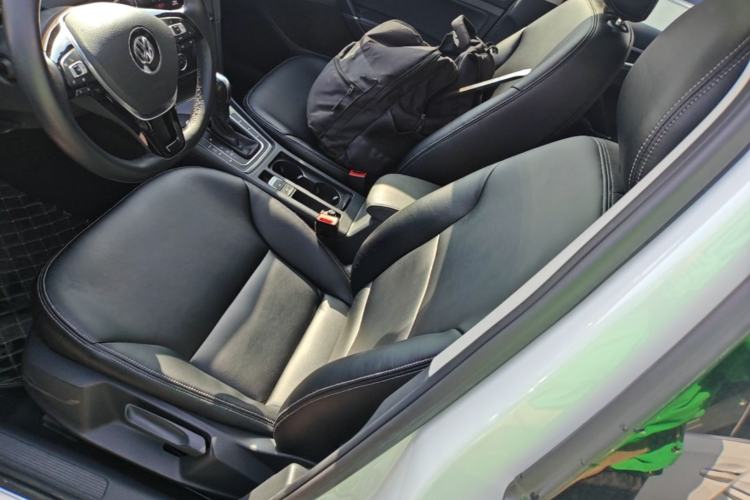 Used Volkswagen Golf 2020 Zhiai Edition 280TSI DSG Comfort Model Left Front Seat