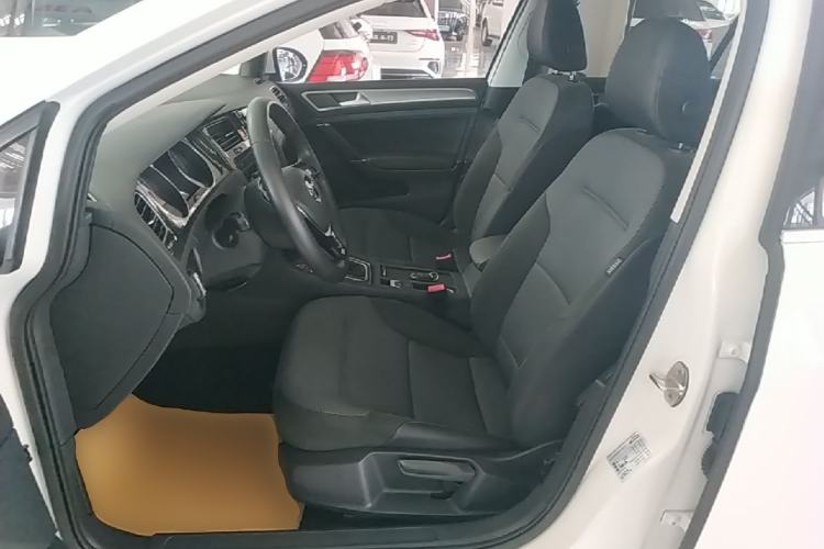 Used Volkswagen Golf 2020 Zhiai Edition 280TSI DSG Comfort Model Left Front Seat