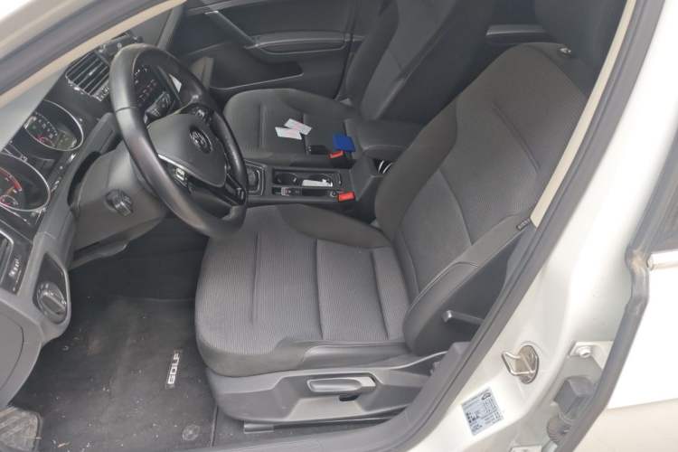 Used Volkswagen Golf 2020 Zhiai Edition 280TSI DSG Comfort Model Left Front Seat