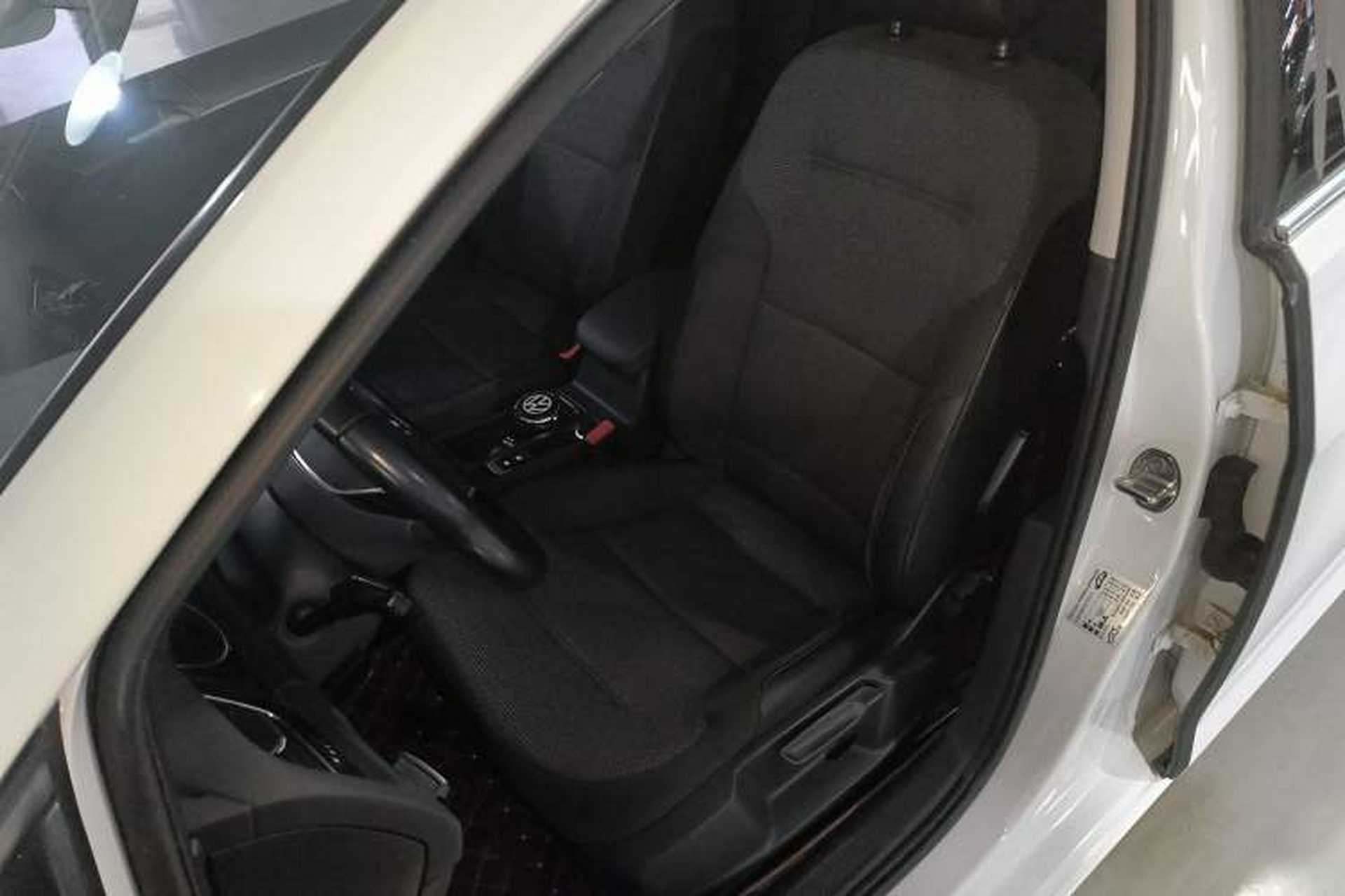 Used Volkswagen Golf 2020 Zhiai Edition 280TSI DSG Comfort Model Left Front Seat
