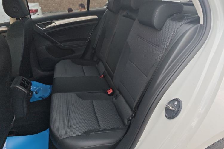 Used Volkswagen Golf 2020 Zhiai Edition 280TSI DSG Comfort Model Left Rear Seat