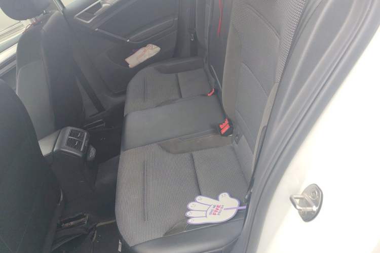 Used Volkswagen Golf 2020 Zhiai Edition 280TSI DSG Comfort Model Left Rear Seat