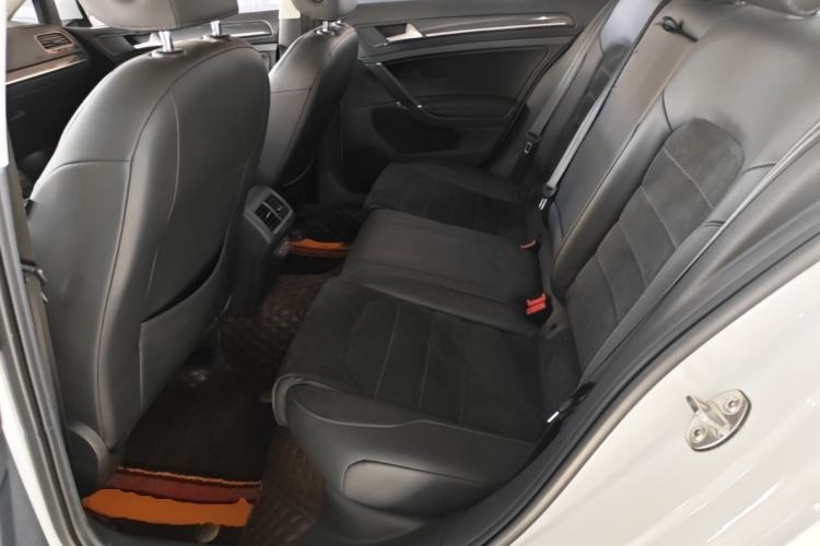 Used Volkswagen Golf 2020 Zhiai Edition 280TSI DSG Luxury Model Left Rear Seat