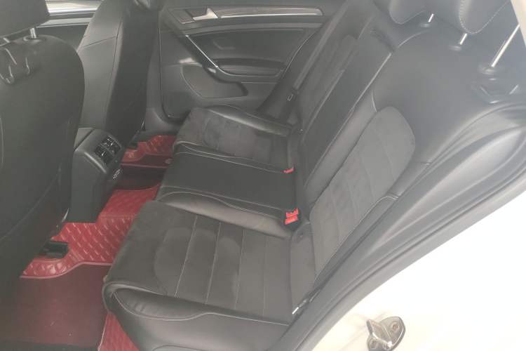 Used Volkswagen Golf 2020 280TSI DSG Luxury Edition Left Rear Seat