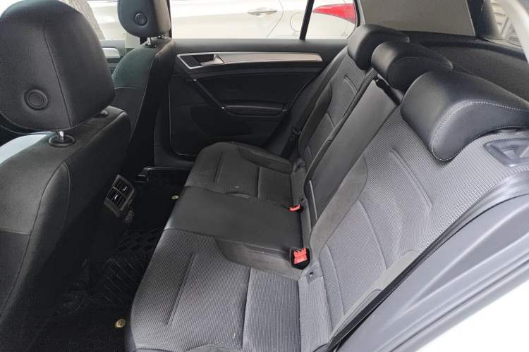 Used Volkswagen Golf 2020 280TSI DSG Comfort Version Left Rear Seat