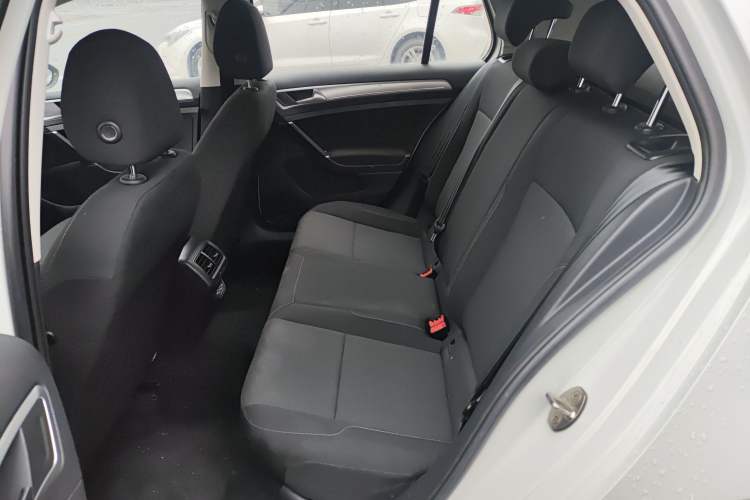 Used Volkswagen Golf 2020 200TSI DSG Comfortable and Ambitious Edition Left Rear Seat