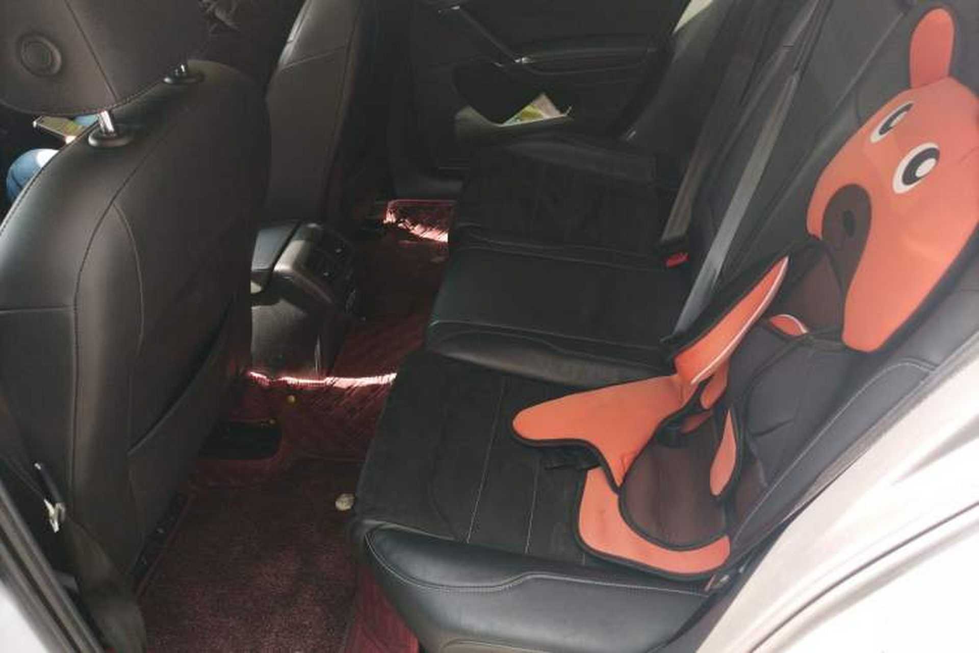 Used Volkswagen Golf 2020 Zhiai Edition 280TSI DSG Luxury Model Left Rear Seat