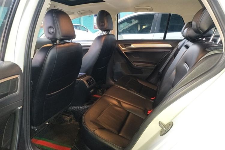 Used Volkswagen Golf 2020 Zhiai Edition 280TSI DSG Comfort Model Left Rear Seat