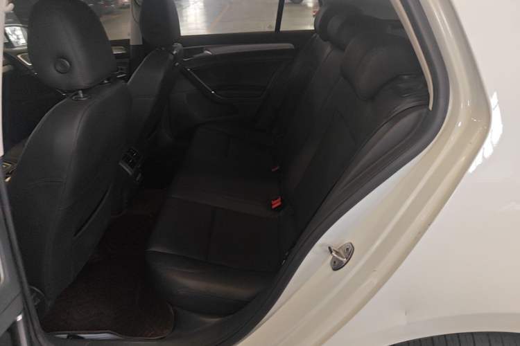 Used Volkswagen Golf 2020 200TSI DSG Comfortable and Ambitious Edition Left Rear Seat