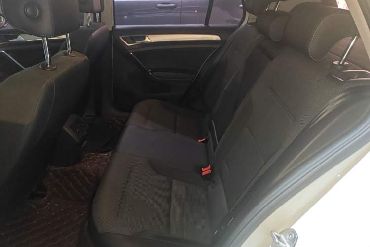 Used Volkswagen Golf 2020 Zhiai Edition 280TSI DSG Comfort Model Left Rear Seat