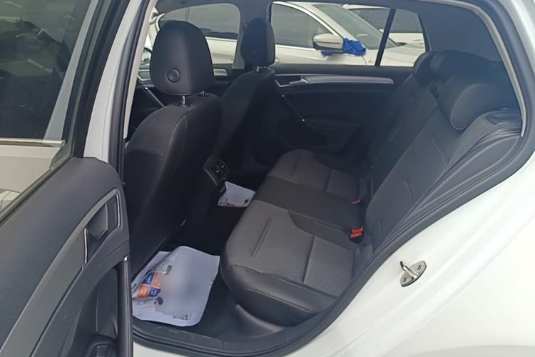 Used Volkswagen Golf 2020 Zhiai Edition 280TSI DSG Comfort Model Left Rear Seat