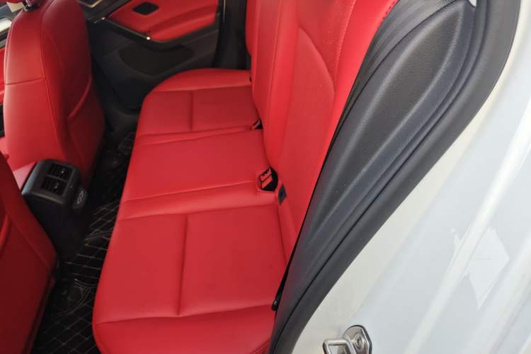 Used Volkswagen Golf 2020 200TSI DSG Comfortable and Ambitious Edition Left Rear Seat