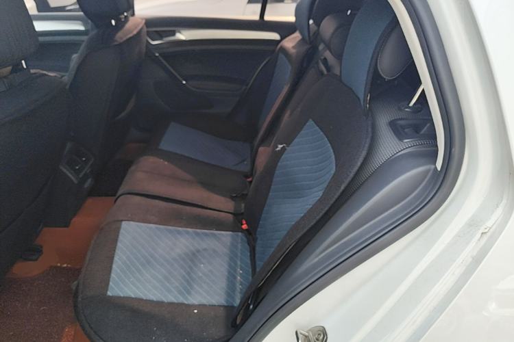 Used Volkswagen Golf 2020 Zhiai Edition 280TSI DSG Comfort Model Left Rear Seat