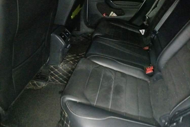 Used Volkswagen Golf 2020 280TSI DSG Luxury Edition Left Rear Seat