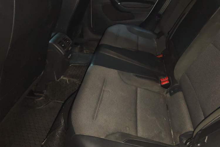Used Volkswagen Golf 2020 Zhiai Edition 280TSI DSG Comfort Model Left Rear Seat