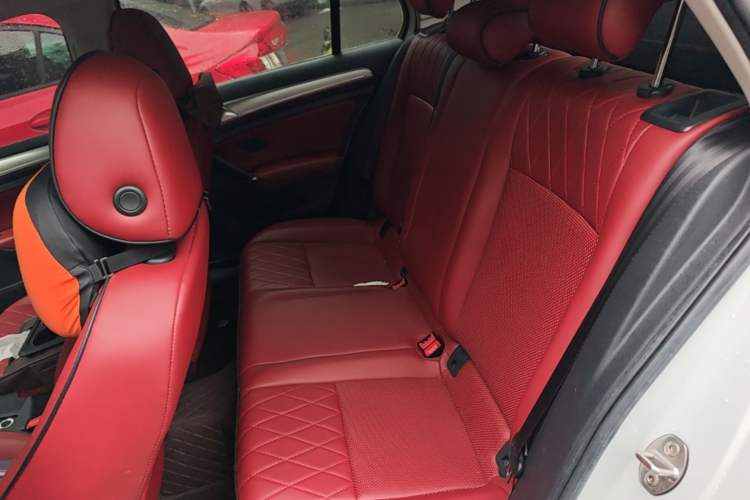 Used Volkswagen Golf 2020 Zhiai Edition 200TSI DSG Comfortable & Ambitious Version Left Rear Seat
