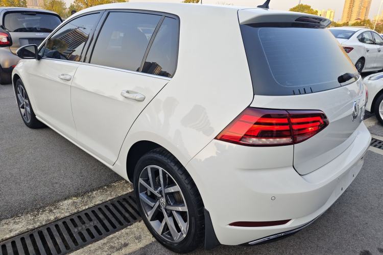 Used Volkswagen Golf 2020 200TSI DSG Comfortable and Ambitious Edition Left Side