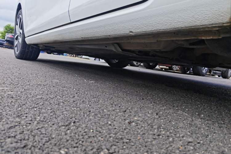 Used Volkswagen Golf 2020 280TSI DSG Luxury Edition Left Side Sill