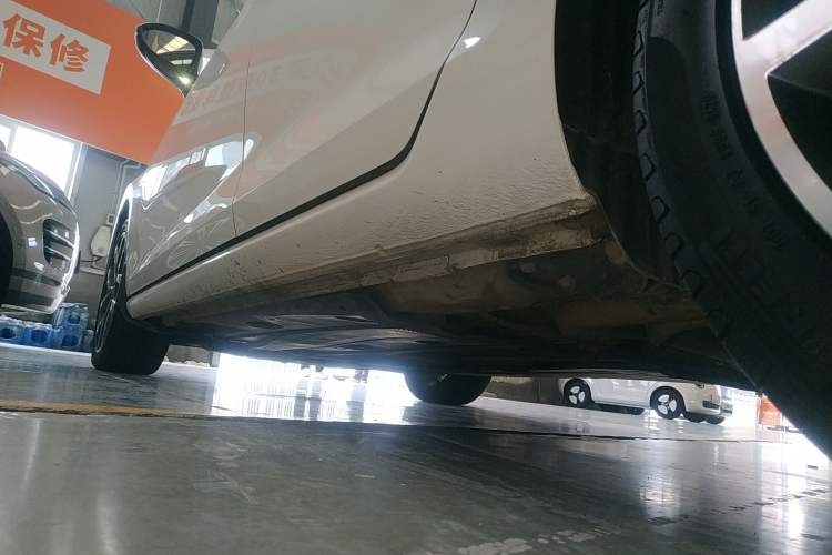 Used Volkswagen Golf 2020 200TSI DSG Comfortable and Ambitious Edition Left Side Sill