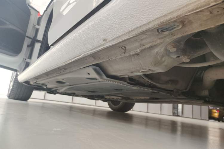 Used Volkswagen Golf 2020 280TSI DSG Luxury Edition Left Side Sill