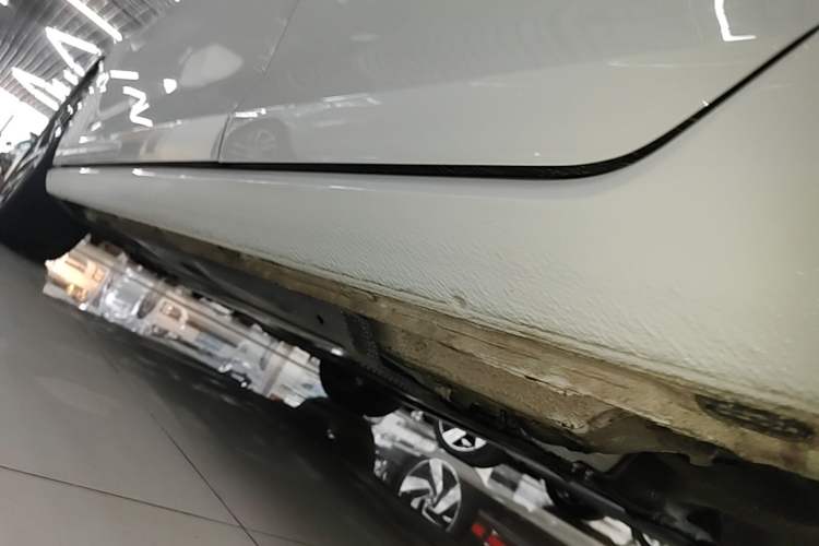 Used Volkswagen Golf 2020 Zhiai Edition 280TSI DSG Luxury Model Left Side Sill