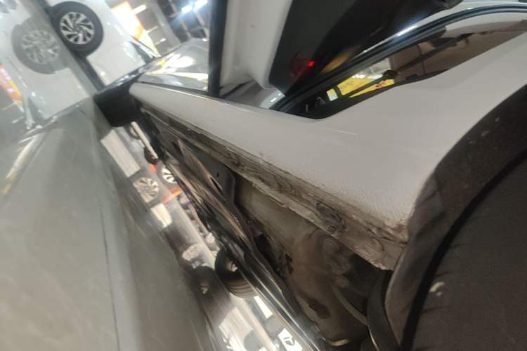 Used Volkswagen Golf 2020 Zhiai Edition 280TSI DSG Luxury Model Left Side Sill