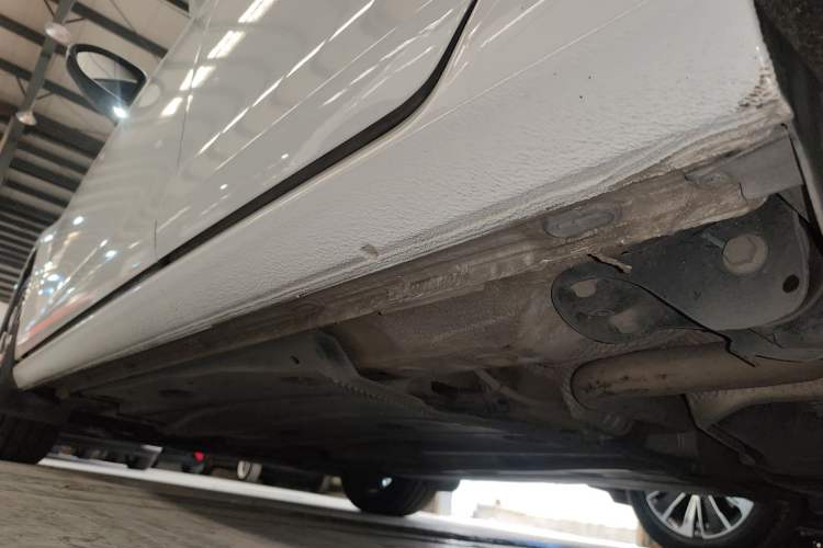 Used Volkswagen Golf 2020 200TSI DSG Comfortable and Ambitious Edition Left Side Sill
