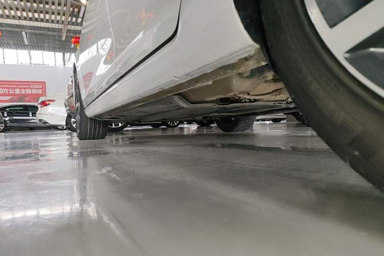 Used Volkswagen Golf 2020 Zhiai Edition 280TSI DSG Comfort Model Left Side Sill