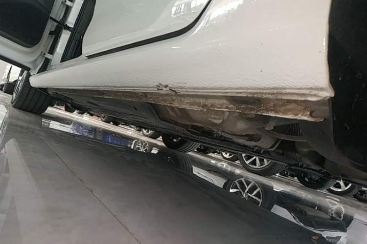 Used Volkswagen Golf 2020 Zhiai Edition 280TSI DSG Comfort Model Left Side Sill