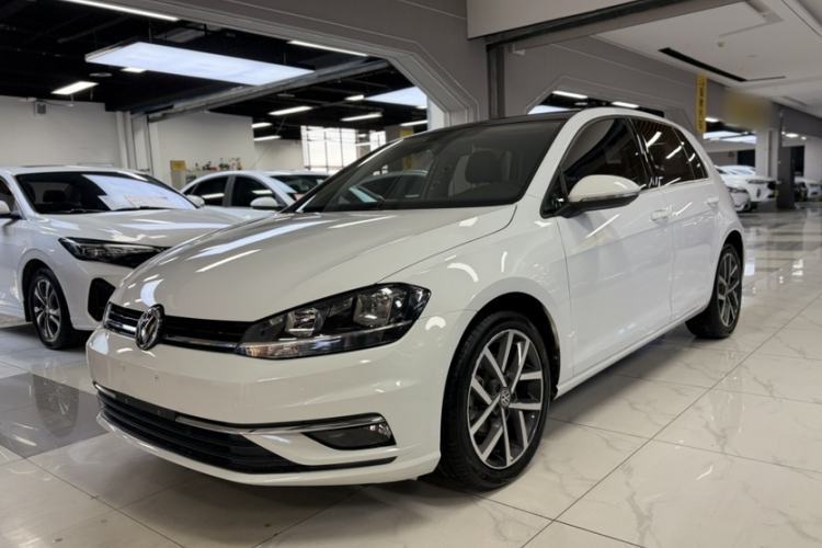 Ojetý Volkswagen Golf 2020 280TSI DSG Luxury Edition Guazi used car, China used car export, Used car for sale, Used  cars, Cheapest cars for sale