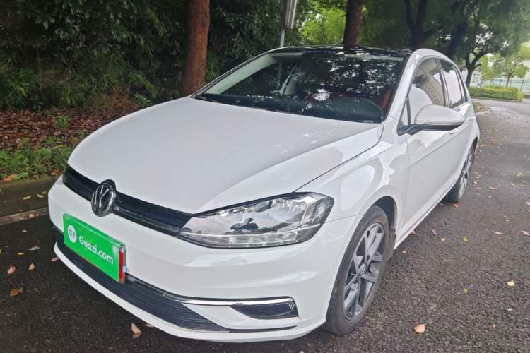 Used Volkswagen Golf 2020 Zhiai Edition 200TSI DSG Comfortable & Ambitious Version Guazi used car, China used car export, Used car for sale, Used cars, Cheapest cars for sale