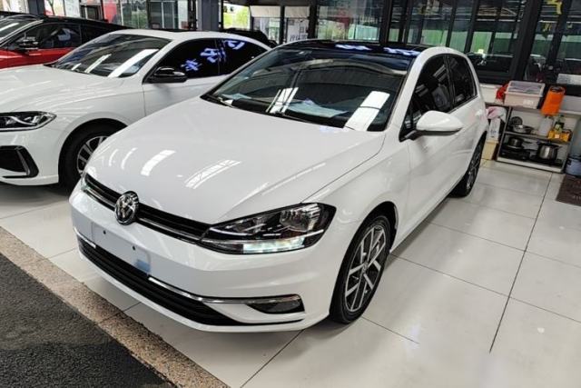 Used Volkswagen Golf 2020 200TSI DSG Comfortable and Ambitious Edition