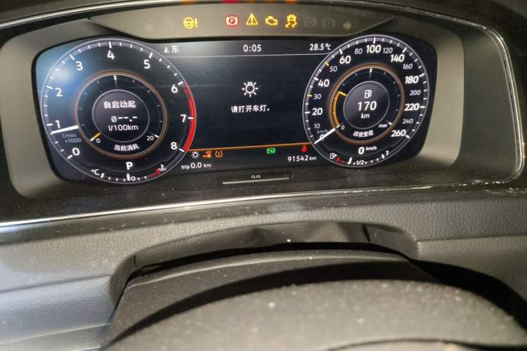 Used Volkswagen Golf 2020 Zhiai Edition 280TSI DSG Luxury Model Odometer Close Up