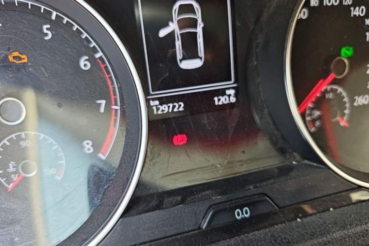 Used Volkswagen Golf 2020 Zhiai Edition 280TSI DSG Comfort Model Odometer Close Up
