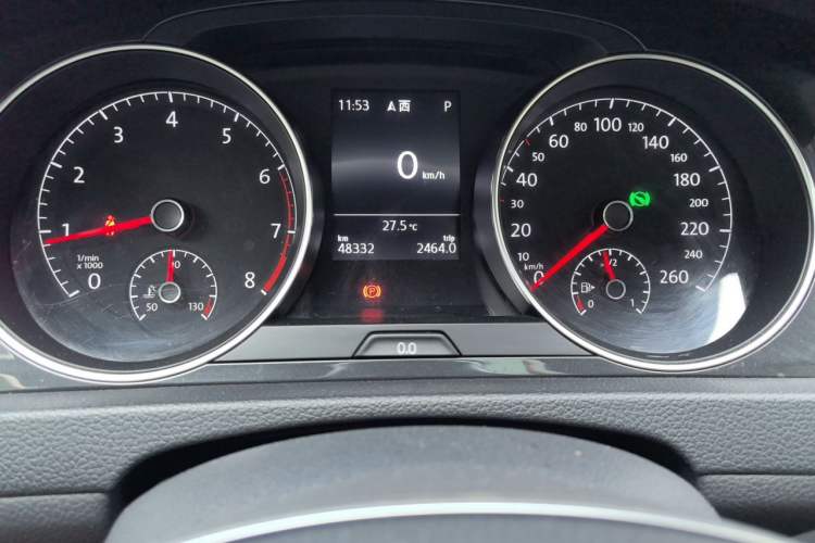 Used Volkswagen Golf 2020 Zhiai Edition 280TSI DSG Comfort Model Odometer Close Up