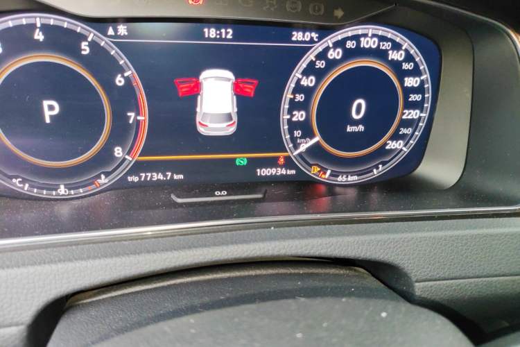 Used Volkswagen Golf 2020 Zhiai Edition 280TSI DSG Luxury Model Odometer Close Up