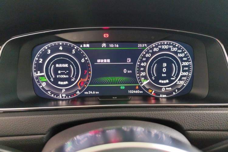 Used Volkswagen Golf 2020 280TSI DSG R-Line Version Odometer Close Up